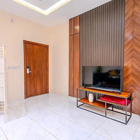 شقة خاصة مؤثثة بالكامل للتأجير اليومي Hafar Al-Batin Exterior photo