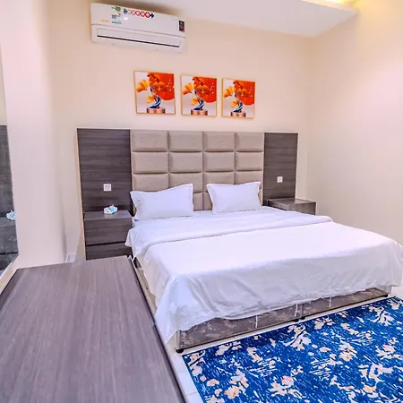 شقة خاصة مؤثثة بالكامل للتأجير اليومي Hafar Al-Batin Exterior photo